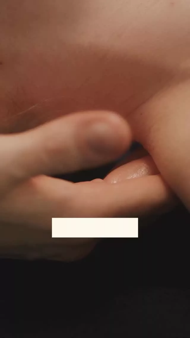 Le Kobido, c’est plus qu’un massage… 💆‍♀️  C’est un art ancestral du visage ✨ 🌿 Détente, éclat, relâchement profond lissage des traits et remodelage du visage.
 Dispo sur rendez-vous 👉 lien en bio
 #kobido #massageparis15 #soinvisage #massagesbienetre #facialmassage #rituelbeauté #pilatesfr #pilates #lepilates #kobidoparis #massagekobido #paris15 #metime #selfcare